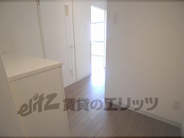 Other room space. Corridor