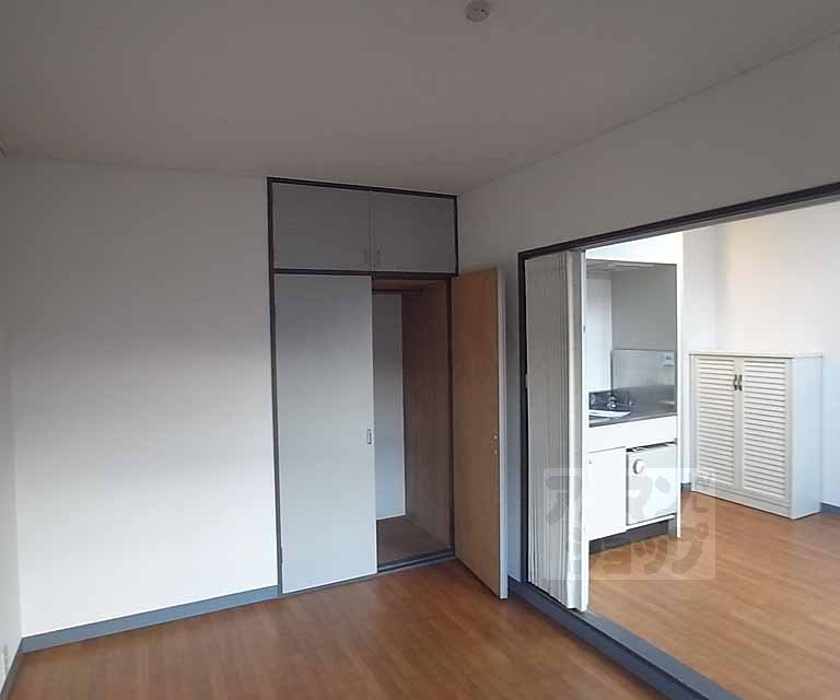 Living and room. Western-style (1)