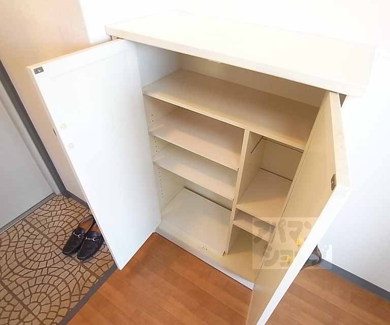 Other room space. Cupboard