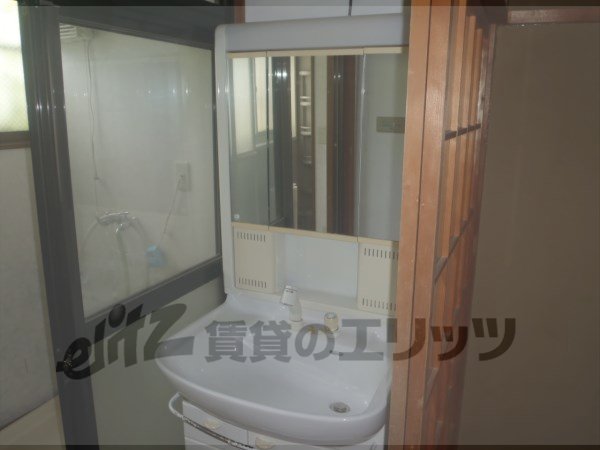 Washroom. It is with convenient independent wash basin.