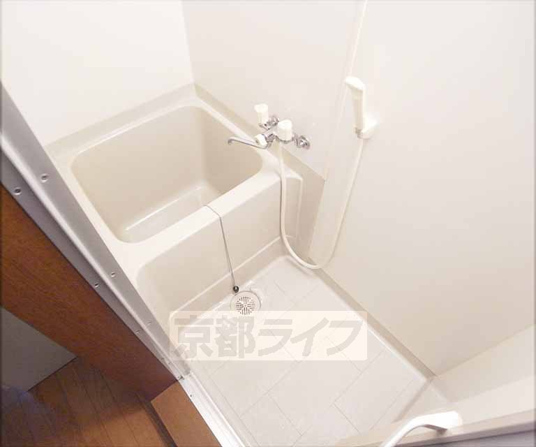 Bath. Square is a characteristic shape.