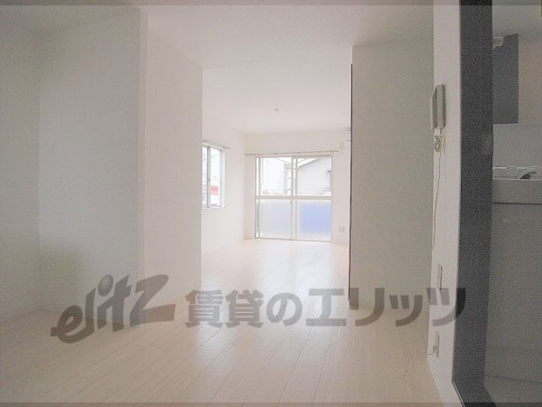 Living and room. It becomes beautiful just been renovated