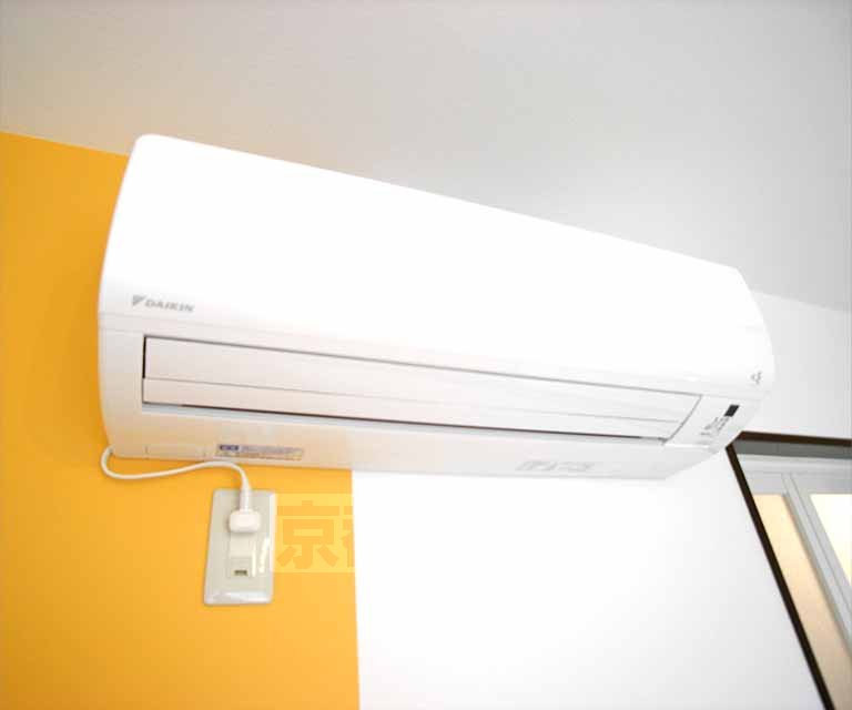 Other Equipment. Winter warmth in the air conditioning ・