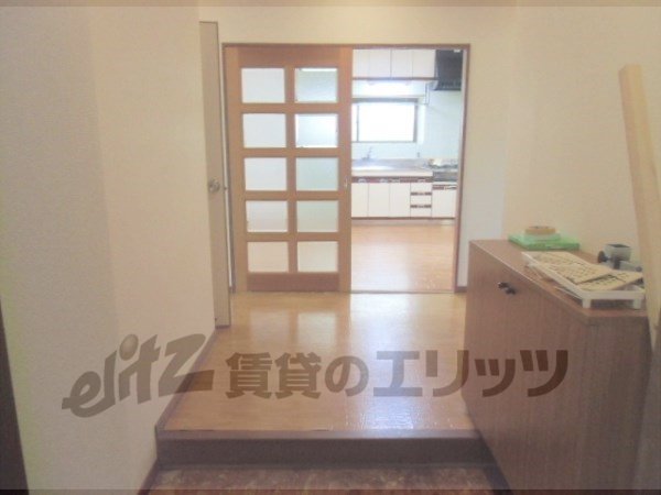 Other room space. Corridor