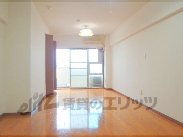 Living and room. Western-style is wide