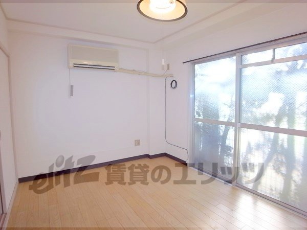 Living and room. This room of beautiful flooring.