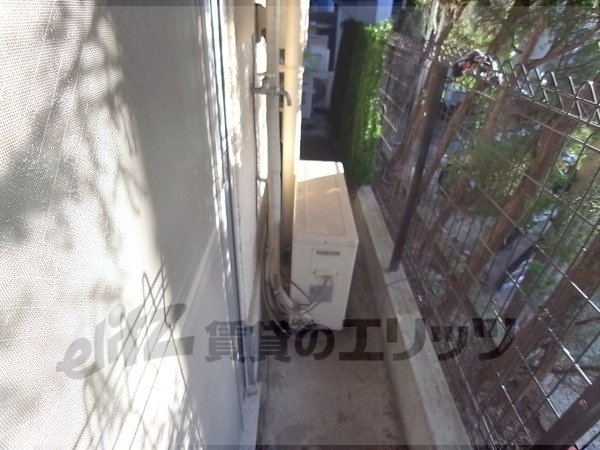 Other Equipment. Washing machine can be installed on the balcony.