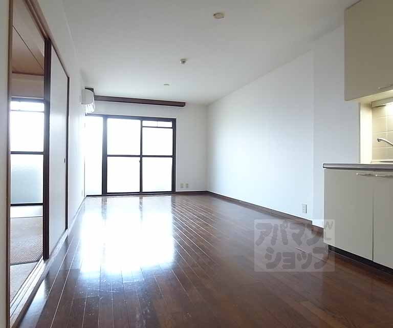 Living and room. Western style room