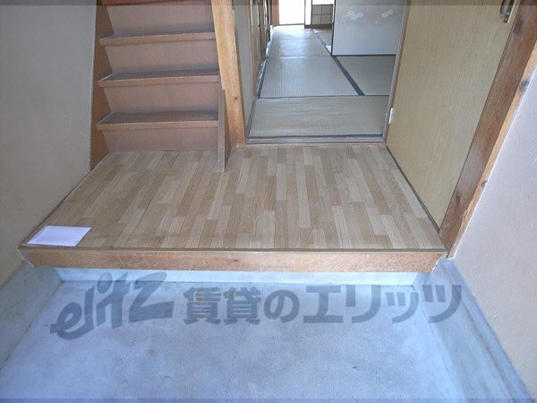 Other room space. Corridor