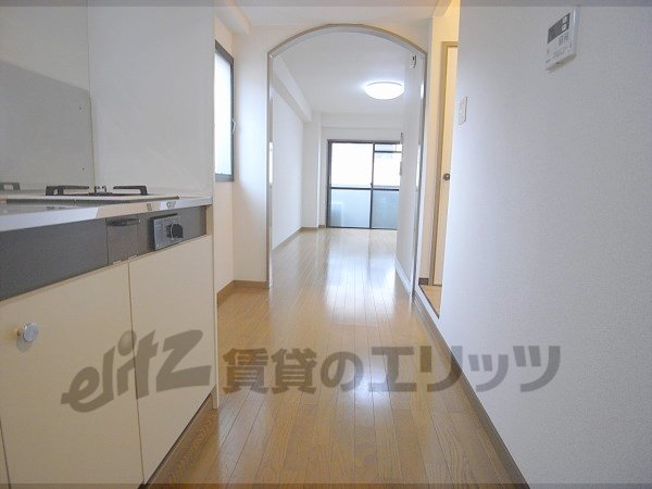 Other room space. Corridor