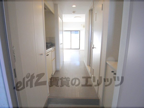 Other room space. Corridor