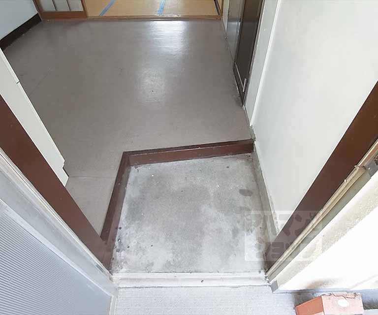 Other room space. Entrance part