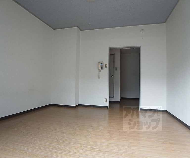 Living and room. Western-style 8 tatami rooms