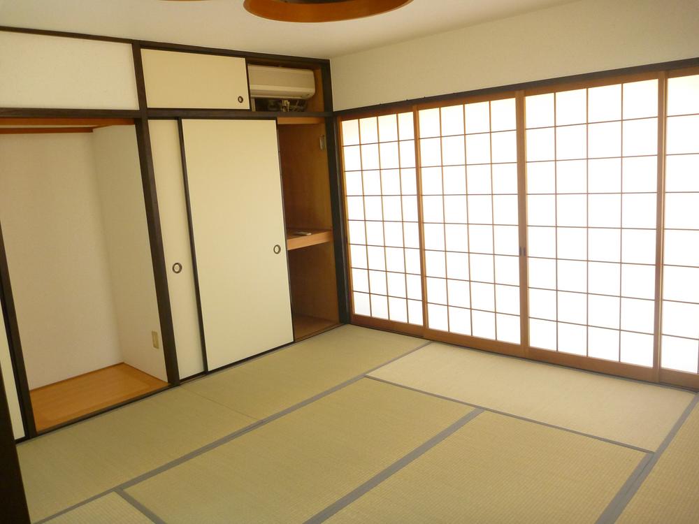 Non-living room. Local (June 2013) Shooting