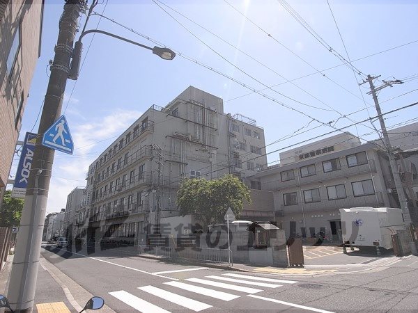 Hospital. 2060m to Kyoto police hospital (hospital)