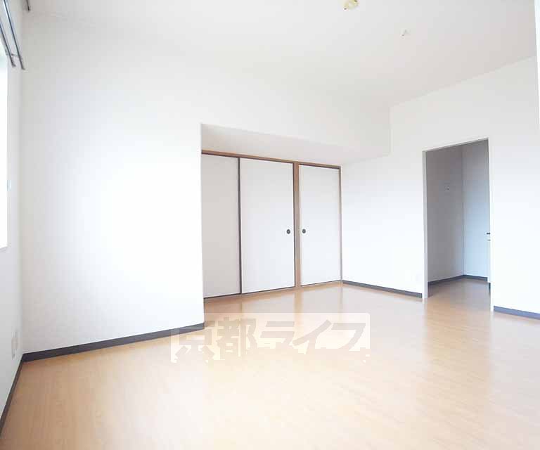 Living and room. 9 Pledge of is living.