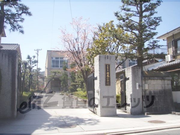 Primary school. Machiotori up to elementary school (elementary school) 140m