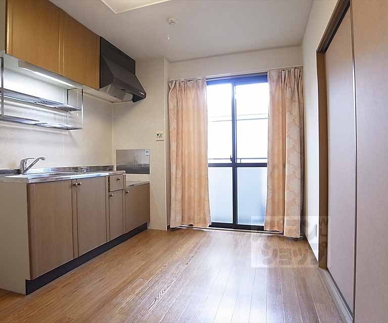 Living and room. Dining part