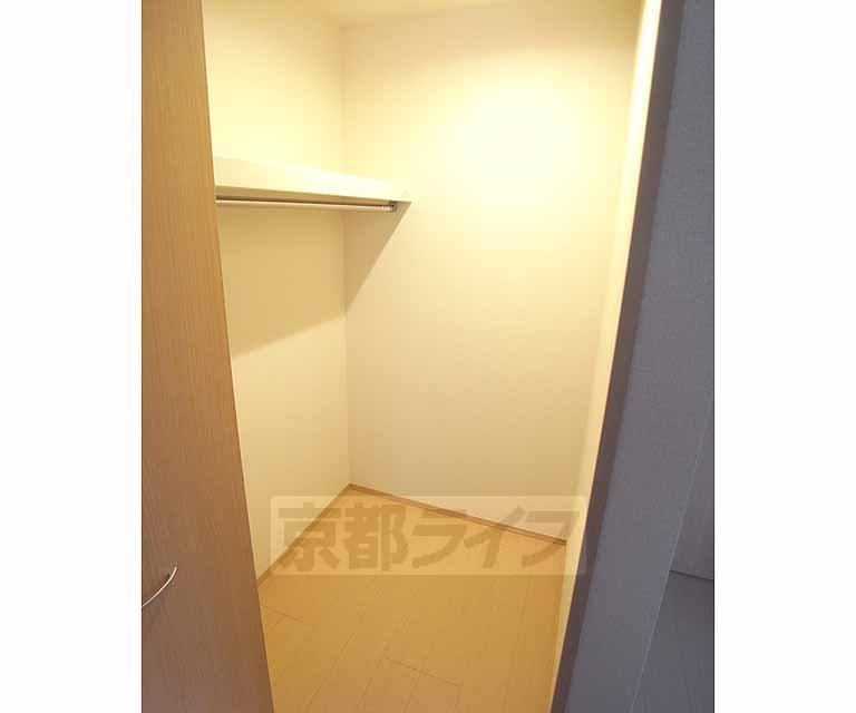 Receipt. Walk-in closet is.