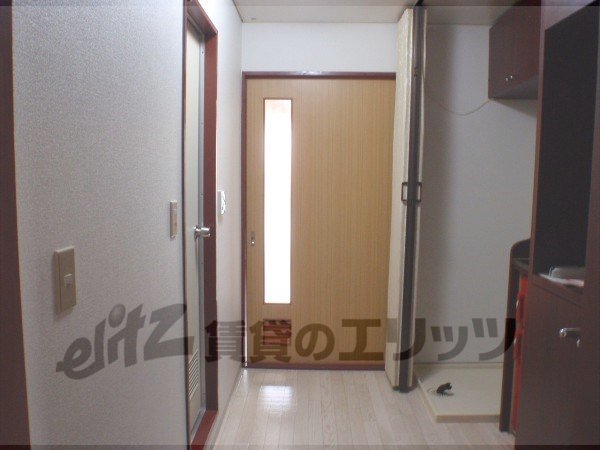 Other room space. Corridor