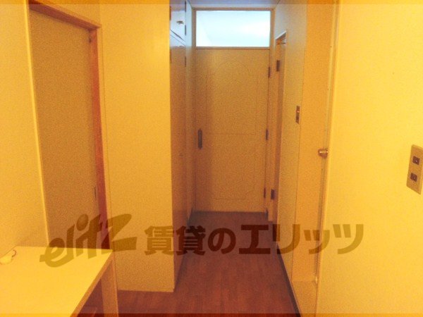 Other room space. Corridor