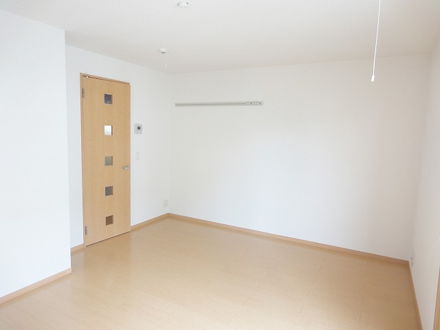 Living and room. Partition door fashionable