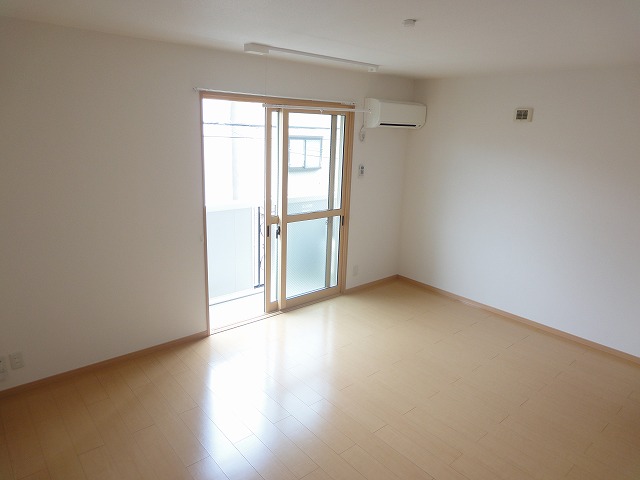 Living and room. It has become an easy-to-use floor plan