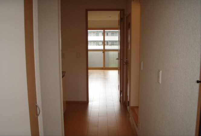 Other room space. Corridor