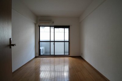 Living and room. Easy-to-use interior.