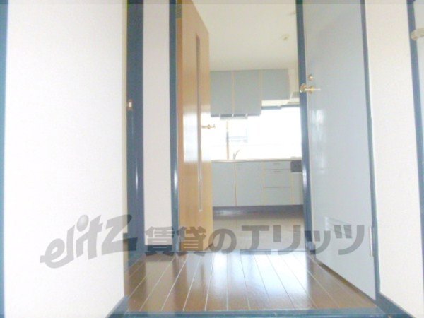 Other room space. Corridor