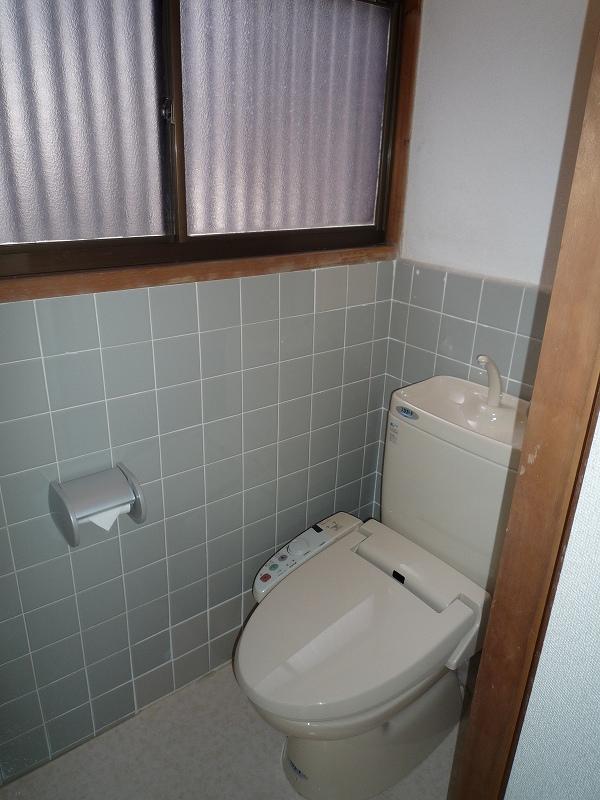 Toilet