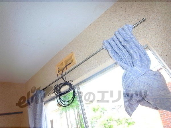 Other Equipment. Curtain rail