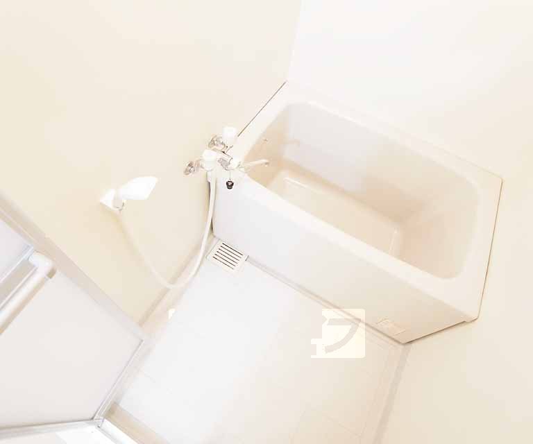 Bath. 103, Room photo diversion