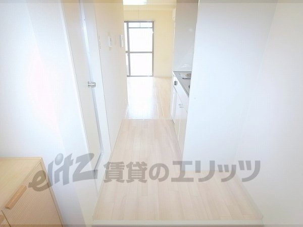 Other room space. Corridor