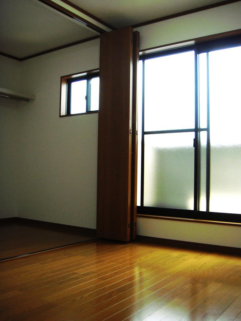 Non-living room. Construction example: such as the floor of the color Depending on your family! Also it varies greatly impression by color