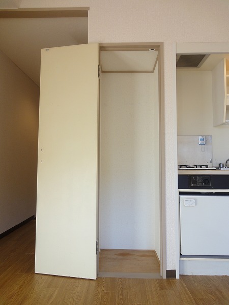 Receipt. It is a photograph of a separate room