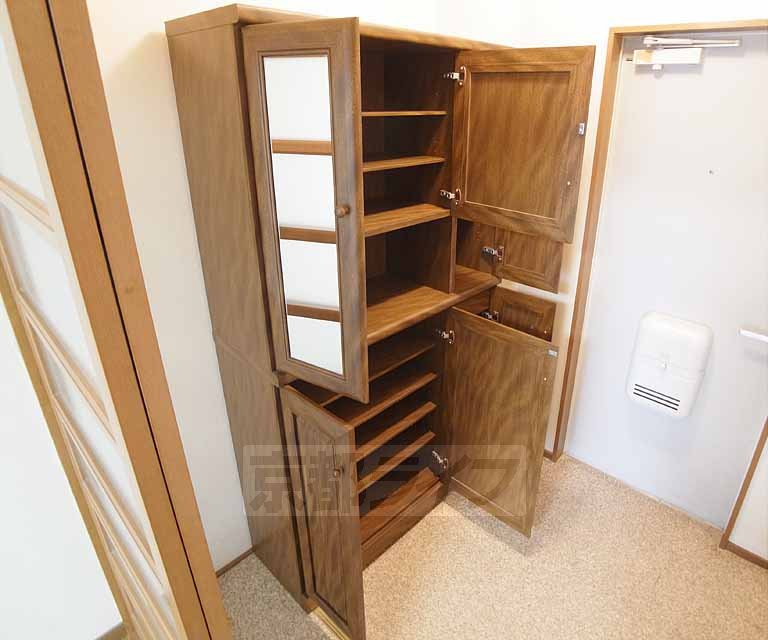 Receipt. 402, Room photo diversion