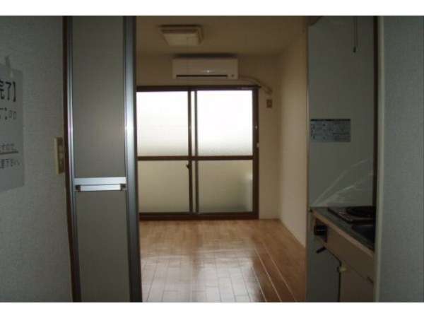 Other room space. Corridor