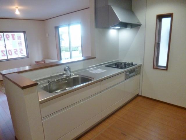 Same specifications photos (Other introspection). Same type other properties kitchen