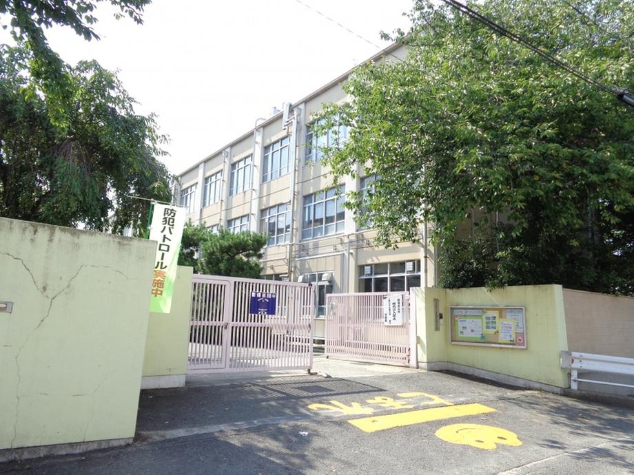 Primary school. Kyoto Municipal Kuze to Nishi Elementary School 1142m