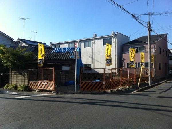 Local photos, including front road