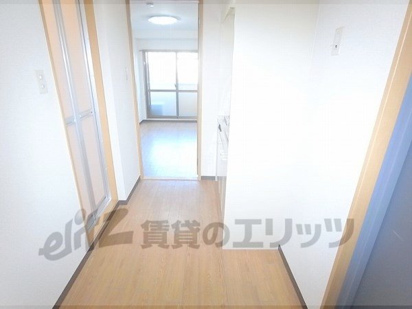 Other room space. Corridor