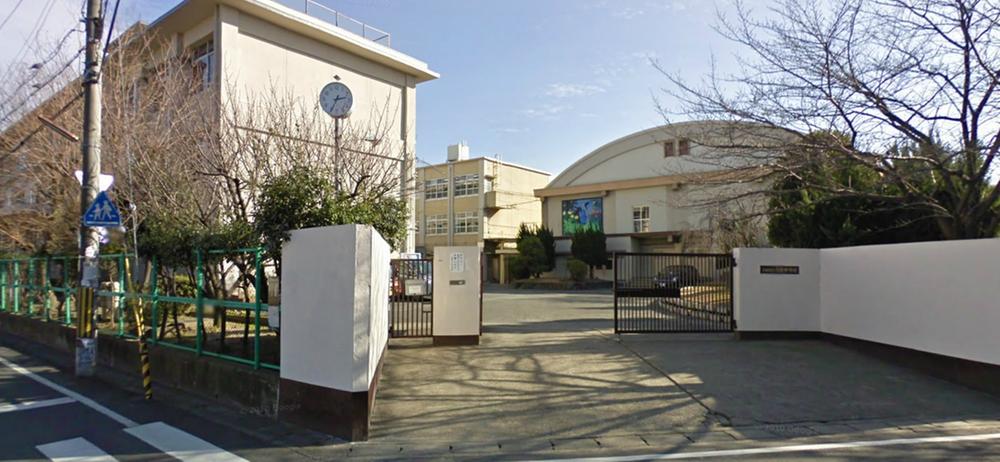 Junior high school. Kuze 1m up to junior high school