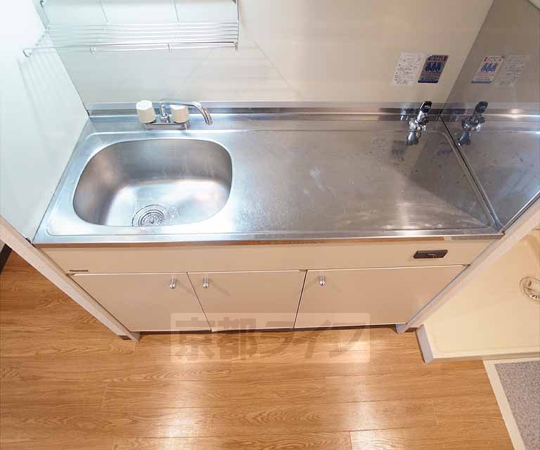 Kitchen. 103, Room photo diversion