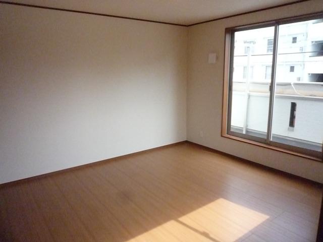 Same specifications photos (Other introspection). Same specifications photo (Western-style introspection)