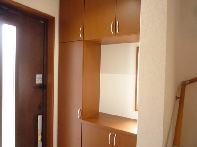 Same specifications photos (Other introspection). Same specifications photo (entrance introspection)