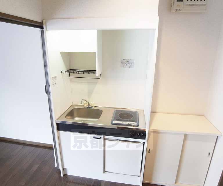 Kitchen. 201, Room photo diversion