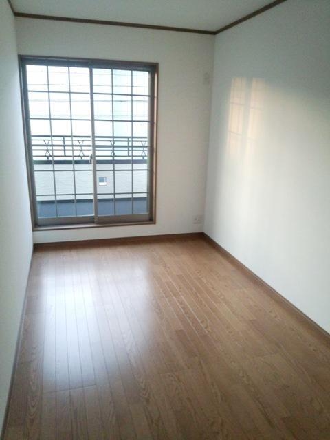 Same specifications photos (Other introspection). Construction example: the floor and the door is 7-color white ~ Also changes the atmosphere of the house depending on the chosen because there until the off black! 