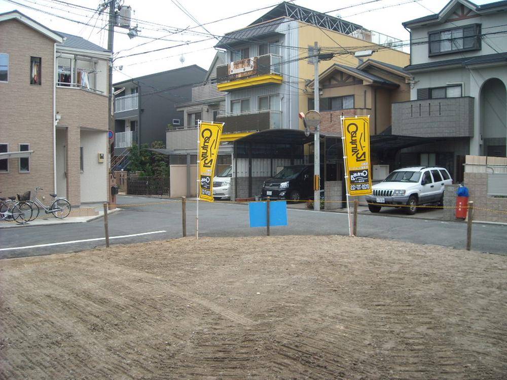 Local appearance photo. Local shooting