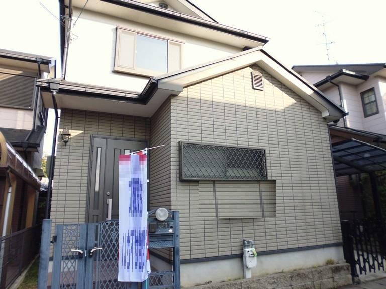 Local appearance photo. Local (12 May 2013) Shooting